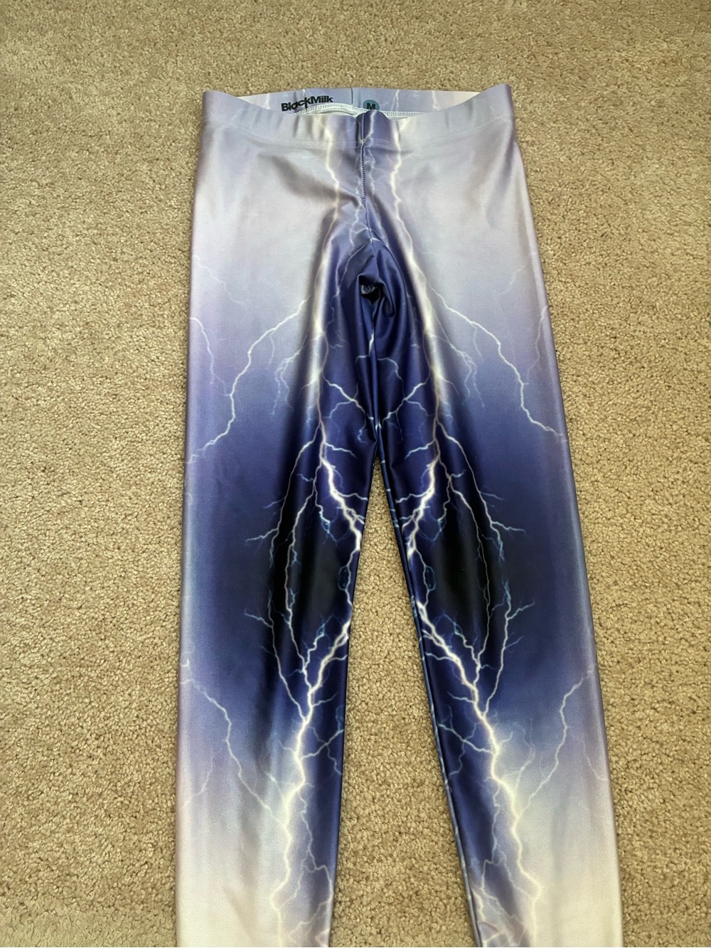 Blackmilk lightning leggings - Picture 2 of 8